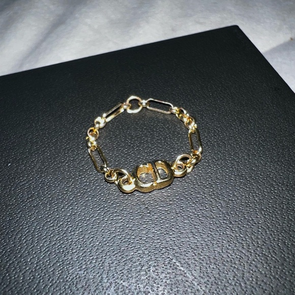 Designer Ring - Picture 2 of 2